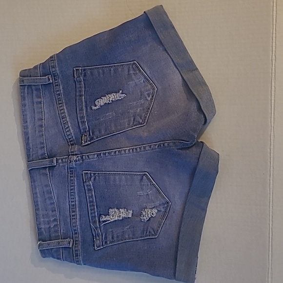 RanCan Blue Jean stretch distressed cuff shorts size 3 25" waist - Picture 2 of 4